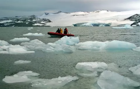 El deshielo polar ralentiza la rotación terrestre