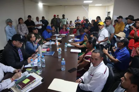 Tensión en San Félix por incumplimiento de promesas 