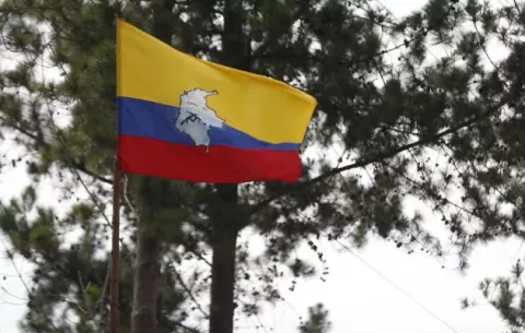 Disidencia de las FARC se fortalece a pesar de la negociación de paz