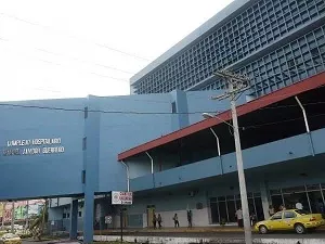 Un herido de bala y otro apuñalado esta tarde en Colón