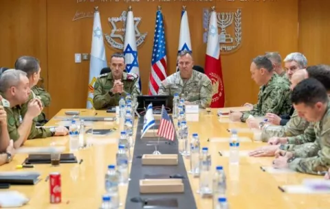 Irán afirma que ataque a Israel es un castigo por sus crímenes 