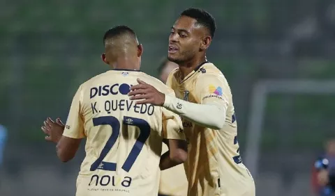 Ismael Díaz anota para la Católica; Blackman es campeón en Eslovaquia