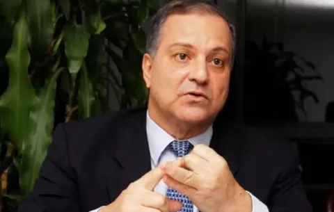Antinori pone al descubierto la parcializada opinión de Pedreschi