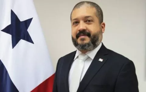  Fallece Jonathan Riggs secretario general del Minseg