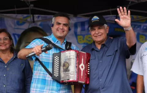  Mulino promete una economía pujante y agua abundante para Panamá 