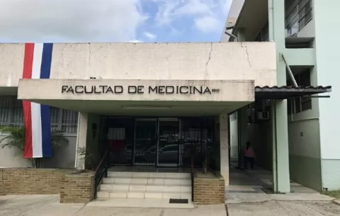 Estudiantes enfrentan trabas para realizar examen de medicina