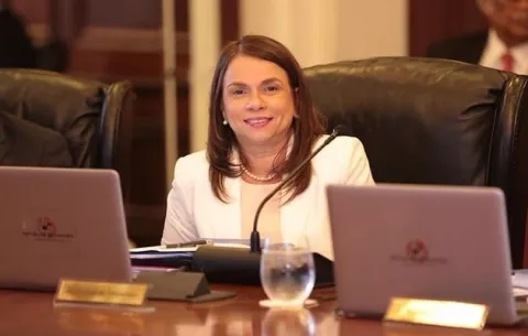 Maruja Gorday: 'El pago de becas lo anuncia el Ifarhu'