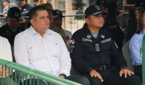 Falta de transparencia rodea   millonaria compra de armas
