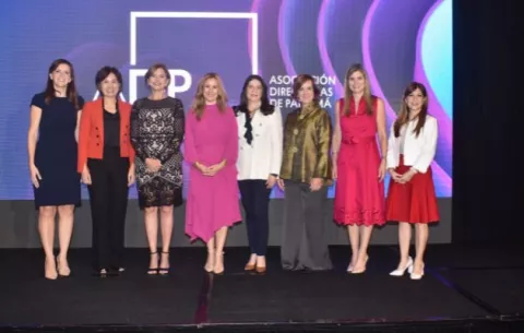 Persiste rezago en la participación de la mujer en juntas directivas