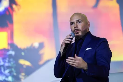 Pitbull habla sobre el impacto de la tecnología en Miami