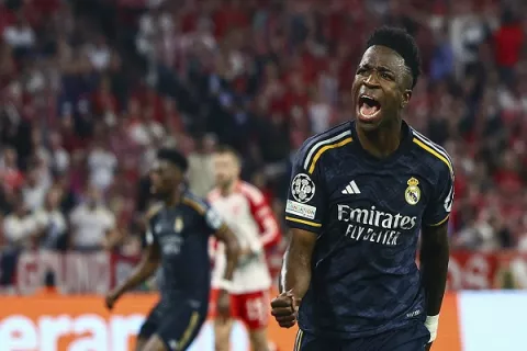 Bayern y Real Madrid empatan, dejan la serie semifinal abierta en la 'Champions'