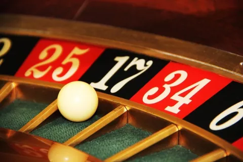 ¿Cómo jugar a la ruleta online?