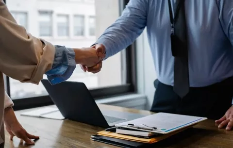 Aspiración salarial para marzo fue de $991; hombres pretenden ganar más