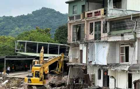 Más de 600 atrapados o desaparecidas tras sismo en Taiwán