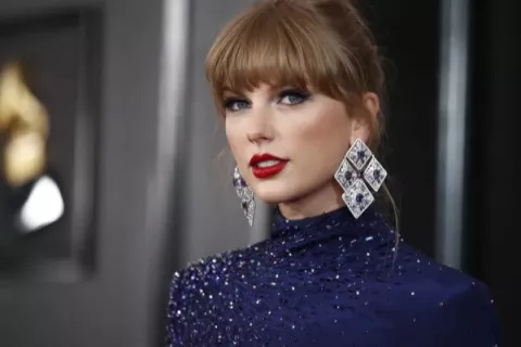 Taylor Swift rompe récords vendiendo discos en vinilo