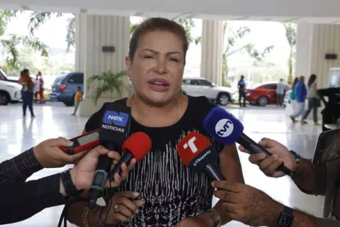 Realizando Metas denuncia irregularidades en boleta de votación electrónica 