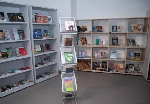 Librería La Casa del Escritor ya está en su nueva sede