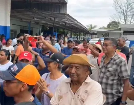Tensión en Coclé por curul de circuito 2-1