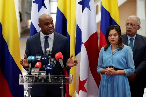 ¿Posible conexión ferroviaria con Colombia?