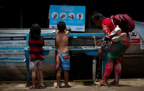 Migración infantil por la selva del Darién crece un 40%