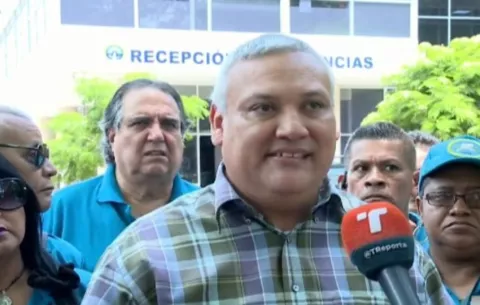 Dirigente magisterial denuncia hackeo de su celular