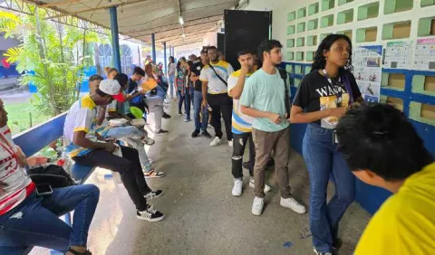 'Si partidos políticos no escuchan mensaje, desaparecerán'