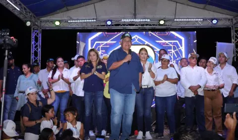 Panameños eligen hoy a sus nuevos gobernantes