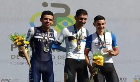 Franklin Archibold dio a Panamá la plata en Panamericano de Ciclismo de Ruta