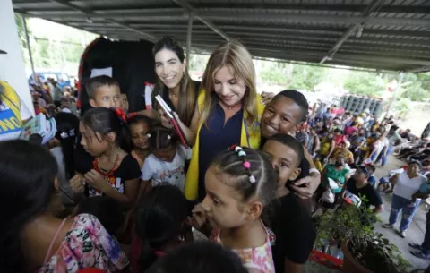   Maricel de Mulino lidera gira médica con más de 500 beneficiarios