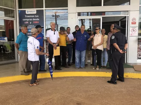 Jubilados en Azuero piden sanción de ley que los beneficia