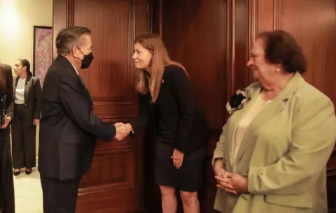 Cortizo se reunió con la directora de la DEA, Anne Milgram