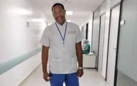 Consternación por muerte de enfermero en Colón