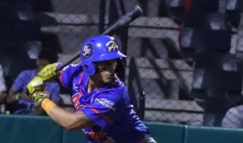 Luis Tello y Luis Tena brillan en el béisbol U23