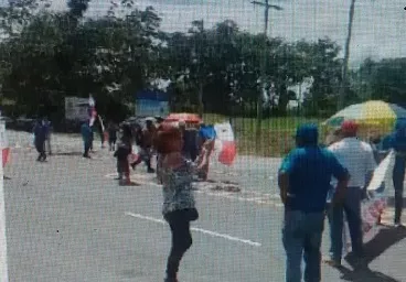 Cierran vía entre Paso Canoas y Puerto Armuelles en Chiriquí 
