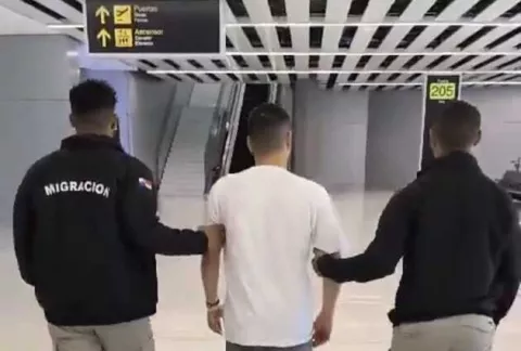 Panamá devuelve a dos hondureños por sus vínculos con pandillas