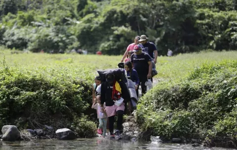 Panamá contaría con apoyo para costear repatriaciones de migrantes