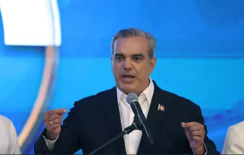 Mulino y Cortizo felicitan a Luis Abinader, ganador de elecciones dominicanas