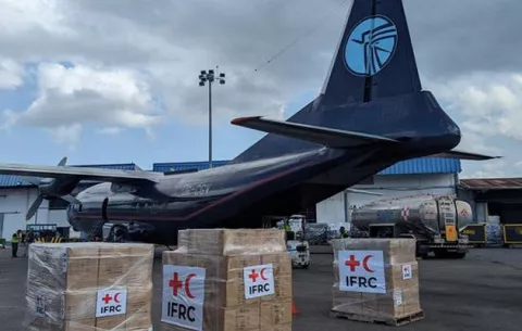 Cruz Roja envía desde Panamá primer vuelo con ayuda a Brasil