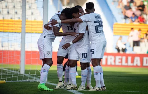 Panamá sacó un empate ante Catalunya en amistoso