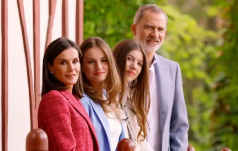  Reyes de España conmemoran aniversario de boda con fotografías 