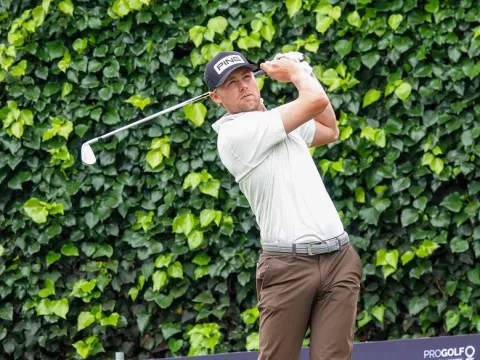 Thomas Longbella asume liderato del Kia Open