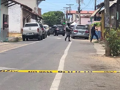 Disparan contra un hombre en pleno mediodía en La Villa 