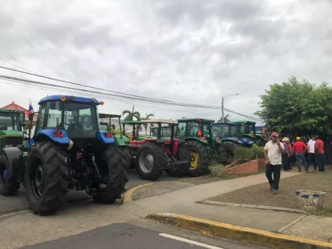 El lunes, productores de maíz definen si toman otras medidas