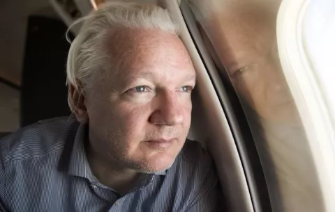 La odisea legal de Assange hasta alcanzar un acuerdo con EE.UU.