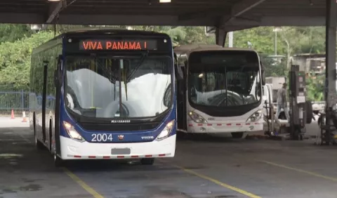 Falta de metrobuses se agrava en Panamá