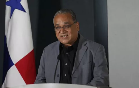 Camacho pide a RM elegir nuevo candidato para presidir Asamblea