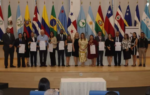 Proclaman a nuevos diputados del Parlamento Centroamericano