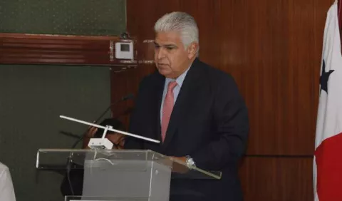 Economía panameña en 'estado delicado'