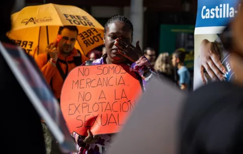 Redes de explotación sexual en España se surten en Latinoamérica