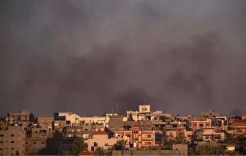 Más de 37 mil muertos en guerra de Gaza; 70 % mujeres y niños